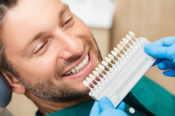 3 Questions To Ask Your Dentist About Veneers 